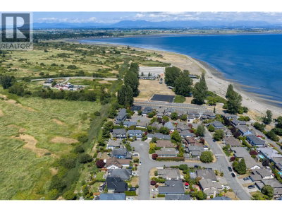 520 SANDBAR Place | Delta British Columbia | Slide Image Thirty-three