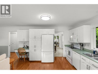 520 SANDBAR Place | Delta British Columbia | Slide Image Nine
