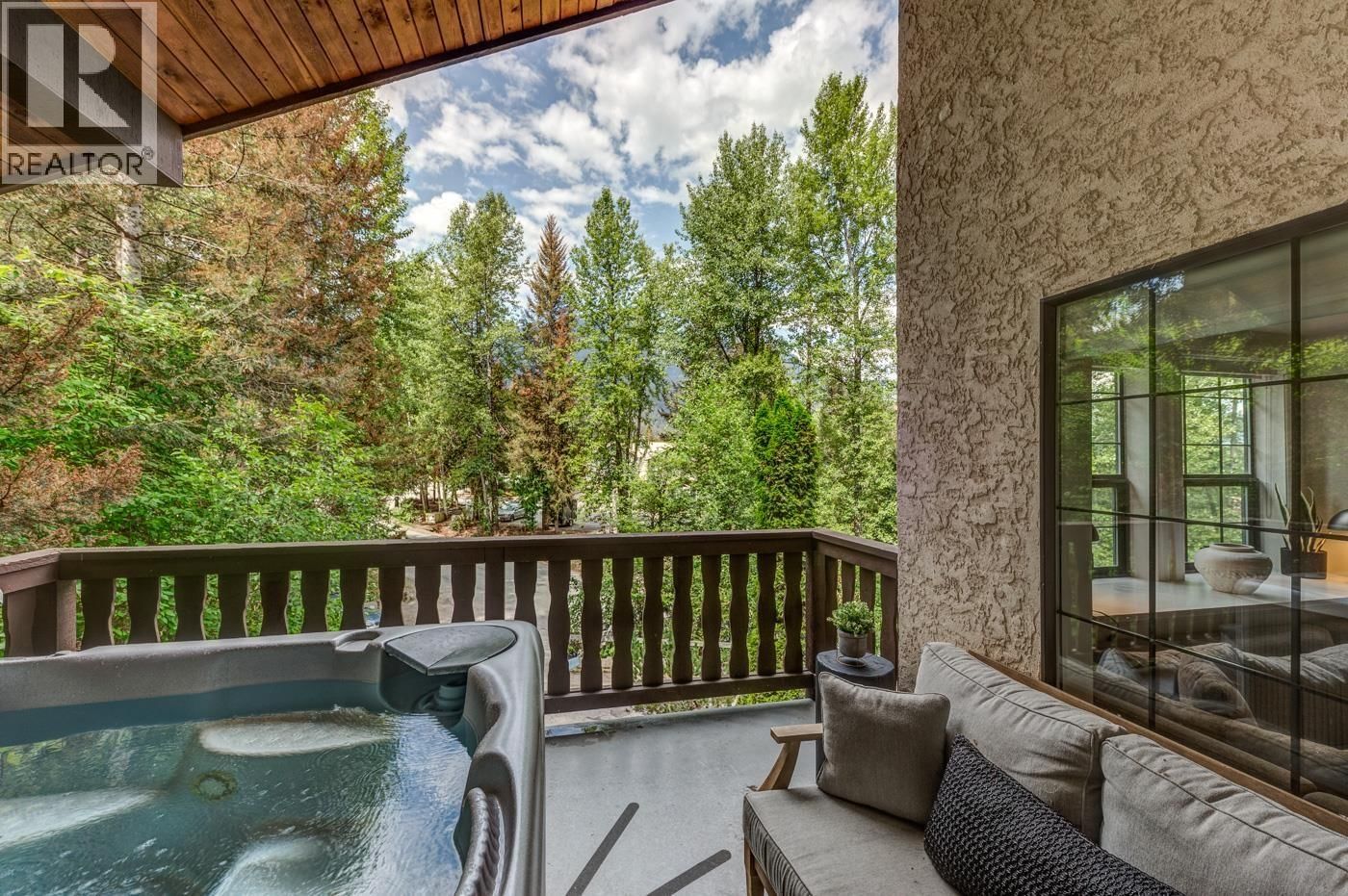 2212 GONDOLA Way property photo