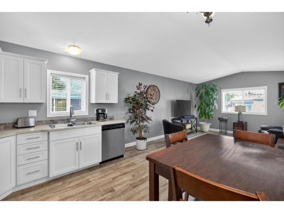 24330 FRASER Highway | Langley British Columbia | Slide Image Thirteen