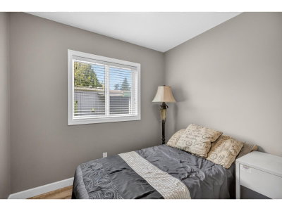 24330 FRASER Highway | Langley British Columbia | Slide Image Nineteen