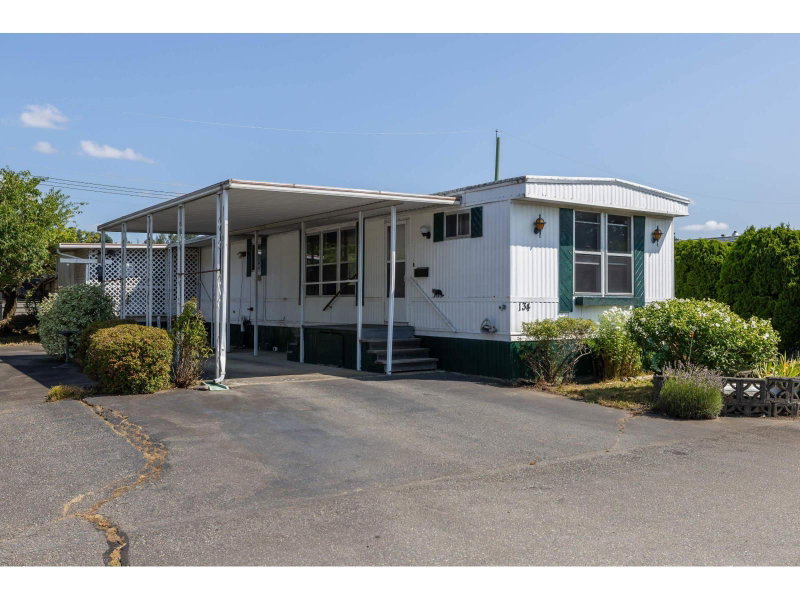 27111 0 Avenue Langley British Columbia, V4W 2T3 - 2 Bedrooms Condo For Sale