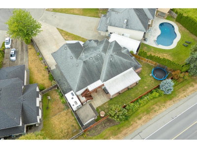 27144 25A Avenue | Langley British Columbia | Slide Image Thirty-eight