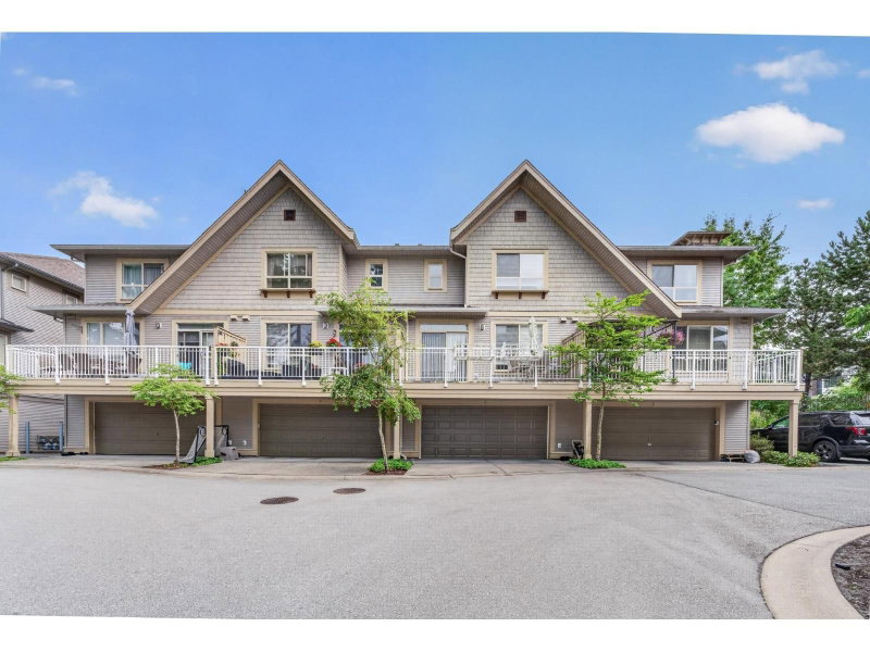 2738 158 Street Surrey British Columbia, V3Z 3K3 - 4 Bedrooms Condo For Sale