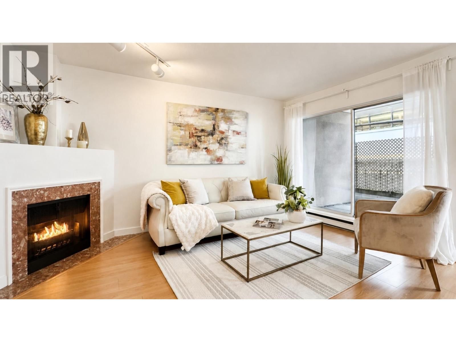 985 10TH Avenue, Vancouver, British Columbia V5Z 1L9