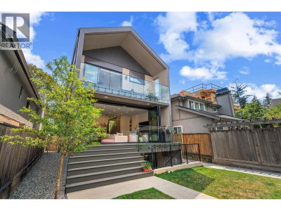 2987 40TH Avenue | Vancouver British Columbia | Slide Image Thirty-six