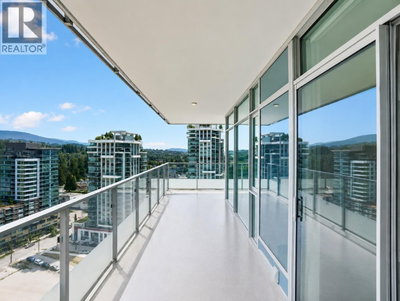 200 KLAHANIE Court | West Vancouver British Columbia | Slide Image Nine