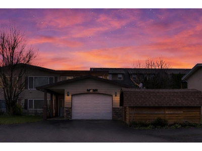 46538 ROLINDE Crescent | Chilliwack British Columbia | Slide Image Two