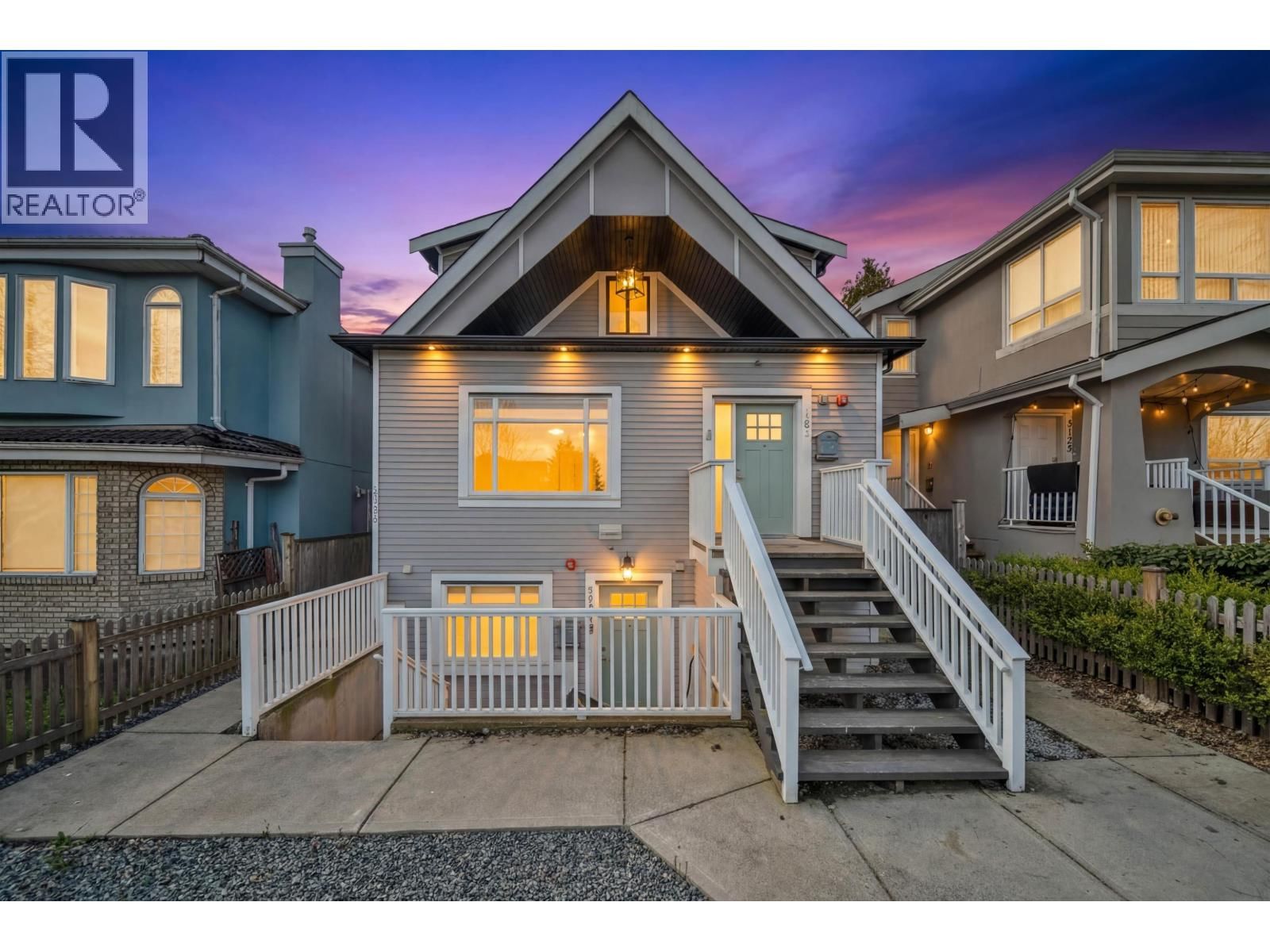 3128 KINGS Avenue, Vancouver, British Columbia V5R 4T4