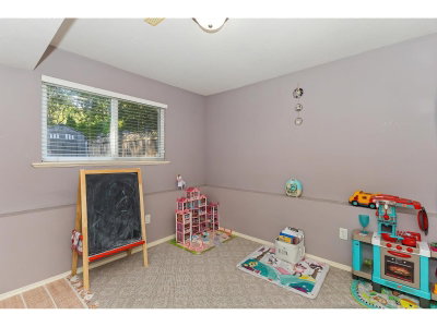 33577 12TH Avenue | Mission British Columbia | Slide Image Twenty-eight
