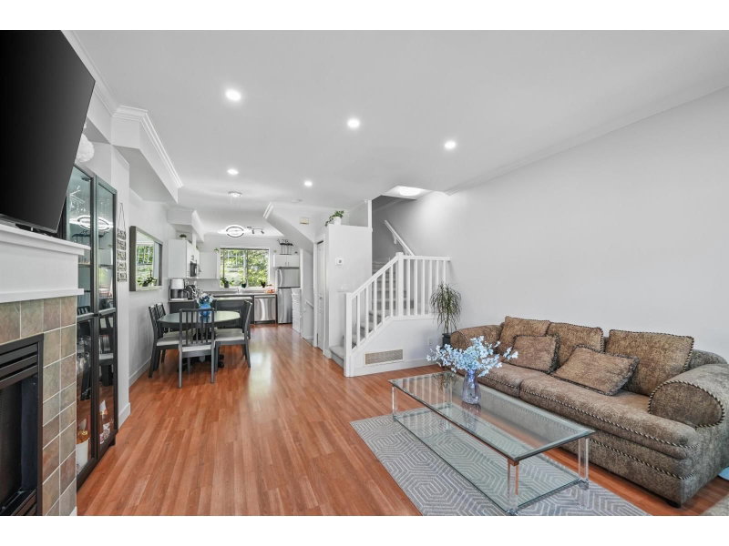 8383 159 Street Surrey British Columbia, V4N 0W2 - 3 Bedrooms Condo For Sale