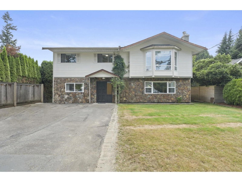 23232 FRANCIS Avenue Langley British Columbia, V1M 2S2 - 4 Bedrooms Home For Sale
