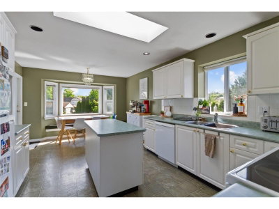 21549 50A Avenue | Langley British Columbia | Slide Image Twelve