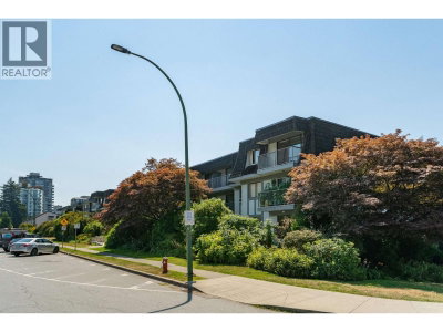 275 2ND Street | North Vancouver British Columbia | Slide Image One