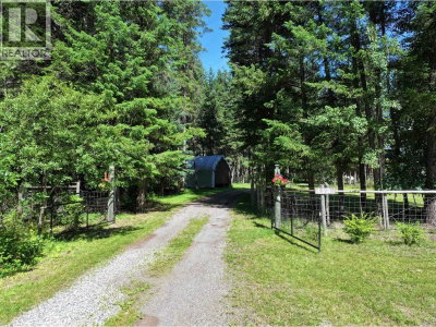 112 COREY Road | Quesnel British Columbia | Slide Image Five