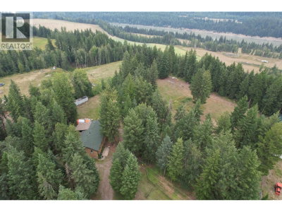 112 COREY Road | Quesnel British Columbia | Slide Image Nine