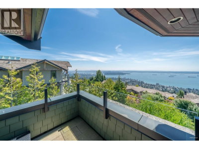 2766 WILLOUGHBY Road | West Vancouver British Columbia | Slide Image Thirty-two