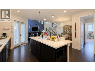 3513 HADLEY Wood | Coquitlam British Columbia | Slide Image Thirteen
