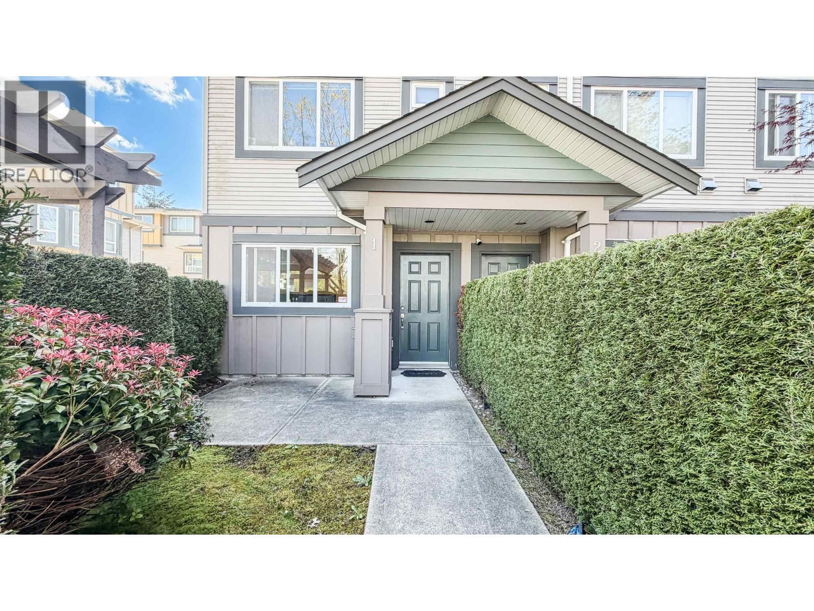 9420 FERNDALE Road, Richmond, British Columbia V6Y 0A7