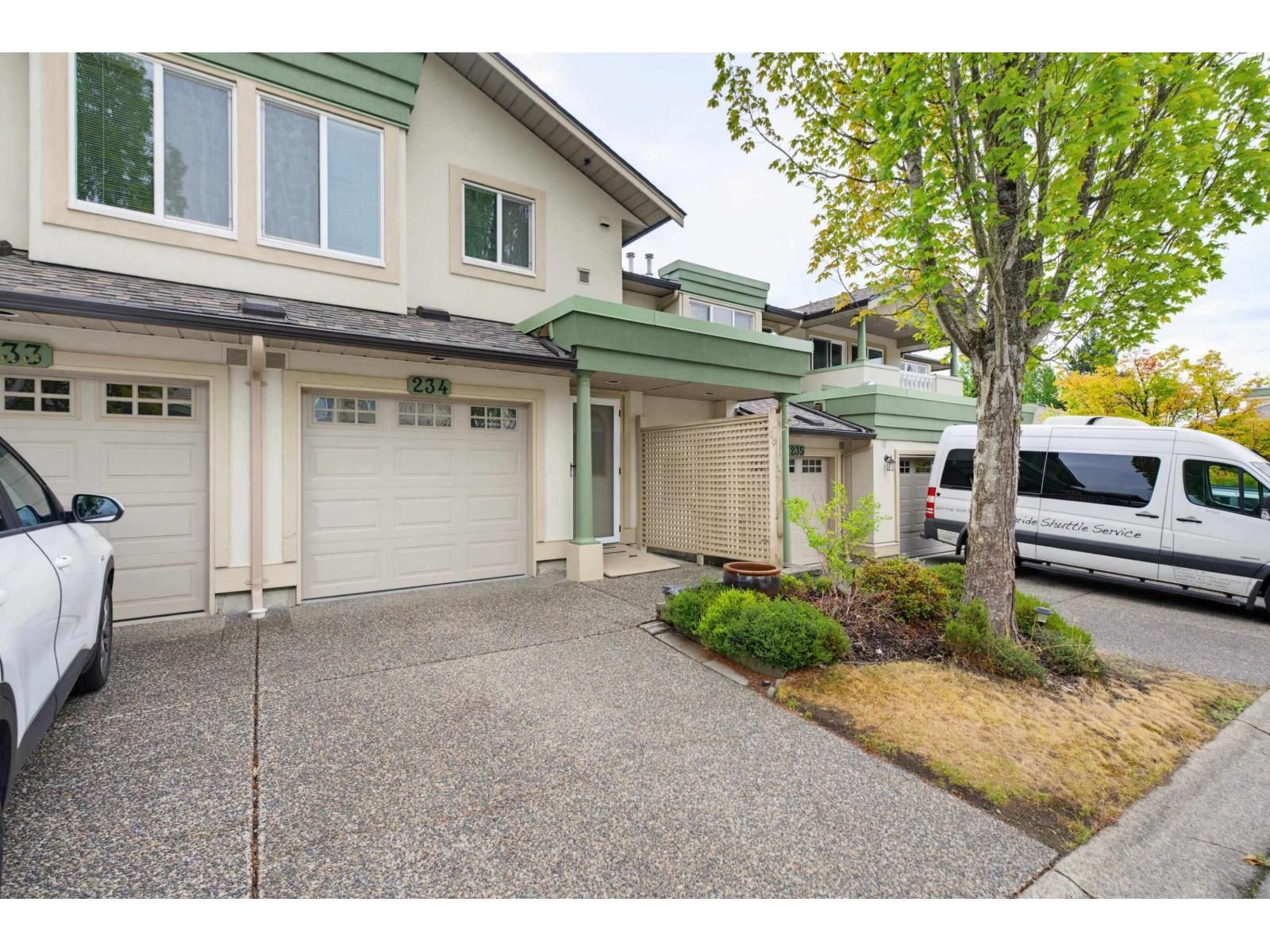 13888 70 Avenue, Surrey, British Columbia V3W 0R8