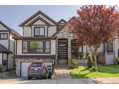 5876 139A Street | Surrey British Columbia | Slide Image Two