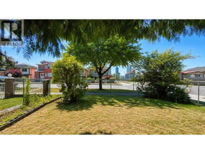 750 BETA Avenue | Burnaby British Columbia | Slide Image Forty