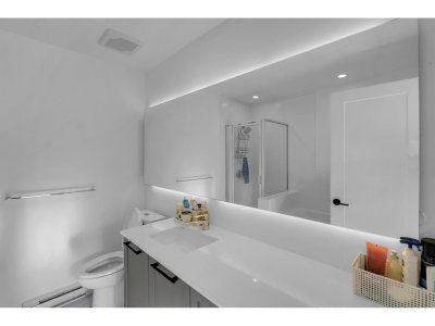 17568 57A Avenue | Surrey British Columbia | Slide Image Fifteen