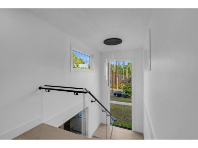 13735 BLACKBURN Avenue | White Rock British Columbia | Slide Image Twenty-six