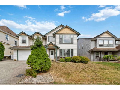 3588 CRESTVIEW Avenue | Abbotsford British Columbia | Slide Image Two
