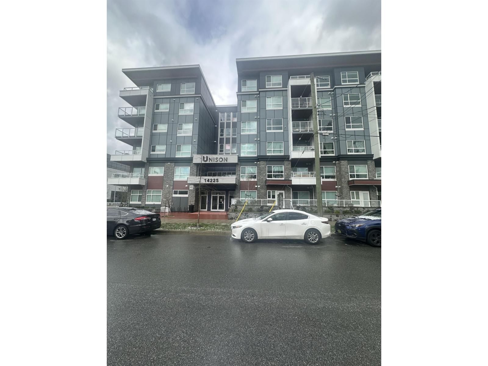 14225 103A Avenue, Surrey, British Columbia V3T 0T4