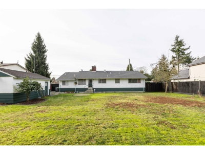 8736 154 Street | Surrey British Columbia | Slide Image Twenty-nine