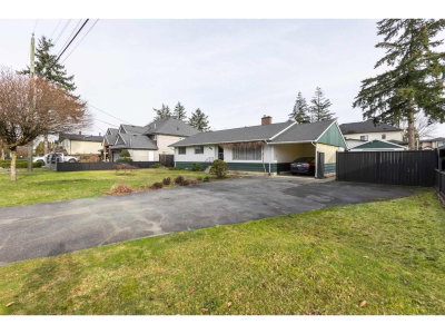 8736 154 Street | Surrey British Columbia | Slide Image Thirty-three