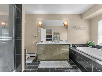 14260 82A Avenue | Surrey British Columbia | Slide Image Twenty-five