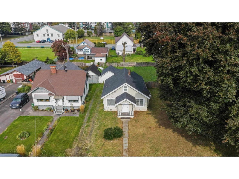 45719 KIPP Avenue Chilliwack British Columbia, V2P 1Y6 - 3 Bedrooms Home For Sale