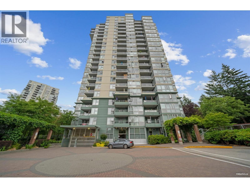 295 GUILDFORD Way Port Moody British Columbia, V3H 5N3 - 2 Bedrooms Condo For Sale