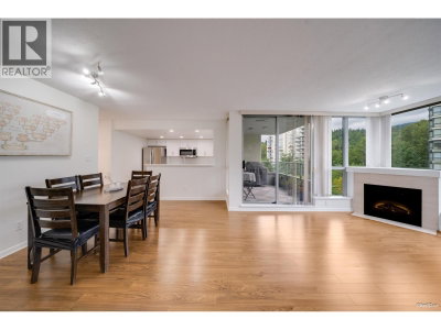 295 GUILDFORD Way | Port Moody British Columbia | Slide Image Six