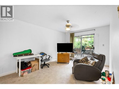 918 RODERICK Avenue | Coquitlam British Columbia | Slide Image Eight