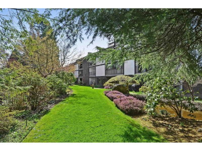 1521 BLACKWOOD Street | White Rock British Columbia | Slide Image Twenty-seven