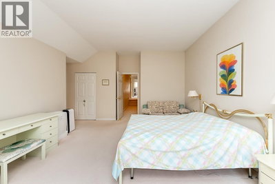 3555 WESTMINSTER Highway | Richmond British Columbia | Slide Image Twenty-two