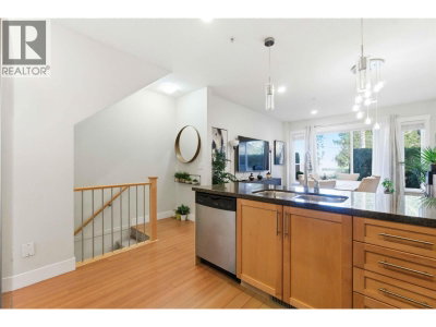 22865 TELOSKY Avenue | Maple Ridge British Columbia | Slide Image Eight