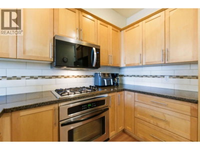 22865 TELOSKY Avenue | Maple Ridge British Columbia | Slide Image Nine