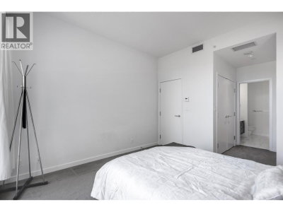 5177 BRIGHOUSE Way | Richmond British Columbia | Slide Image Nineteen