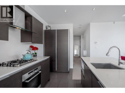 5177 BRIGHOUSE Way | Richmond British Columbia | Slide Image Seven