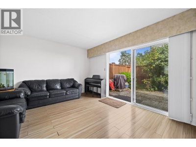 9700 GLENACRES Drive | Richmond British Columbia | Slide Image Thirteen