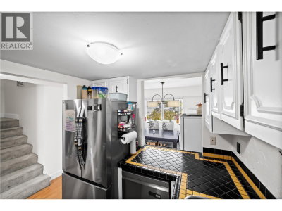 9700 GLENACRES Drive | Richmond British Columbia | Slide Image Nine