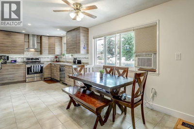 12547 BLACKSTOCK Street | Maple Ridge British Columbia | Slide Image Thirteen