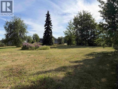9 FRANCOIS Drive | Fraser Lake British Columbia | Slide Image Ten