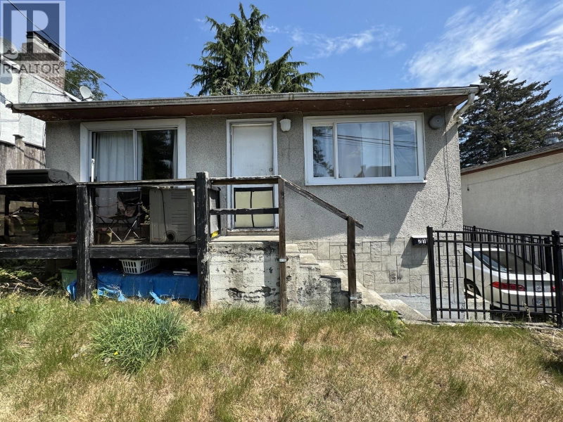 215 SHAW Street New Westminster British Columbia, V3M 4B4 - 2 Bedrooms Home For Sale