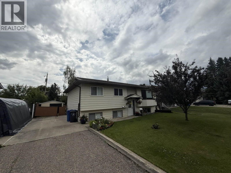 9111 117 Avenue Fort St. John British Columbia, V1J 6A6 - 5 Bedrooms Home For Sale
