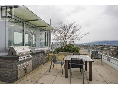 2455 KINGSWAY | Vancouver British Columbia | Slide Image Twenty-eight